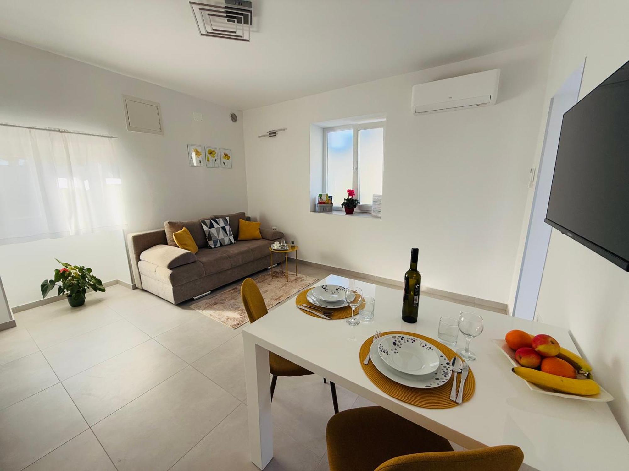 Apartment Erika - For 2 Near The Beach Пула Екстер'єр фото